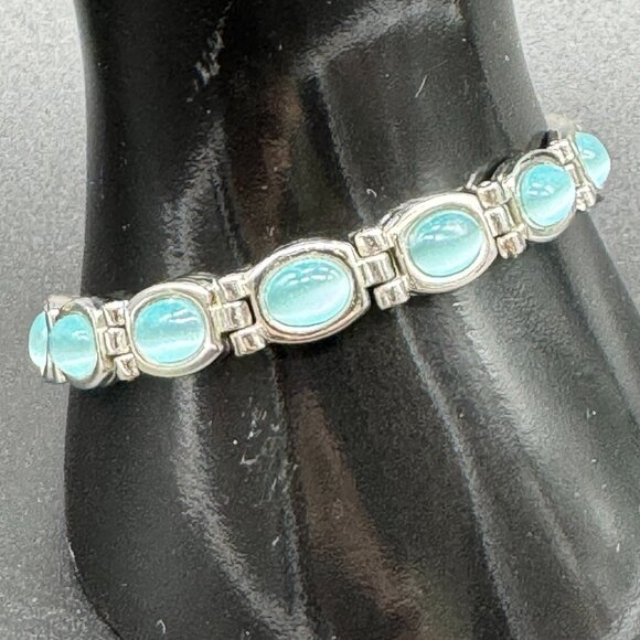 Silver Tone Bracelet Blue Cat's Eye Stones Cabochons 7 inches - Picture 3 of 8
